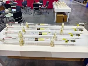 CO2 Lazer Tüp CO2 Lazer Tüpü 150 - 180W F-1850